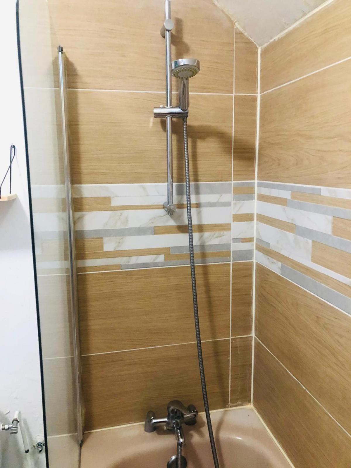 Apartamento L'etoile Paloise -terrasse &wifi &parking &piscine